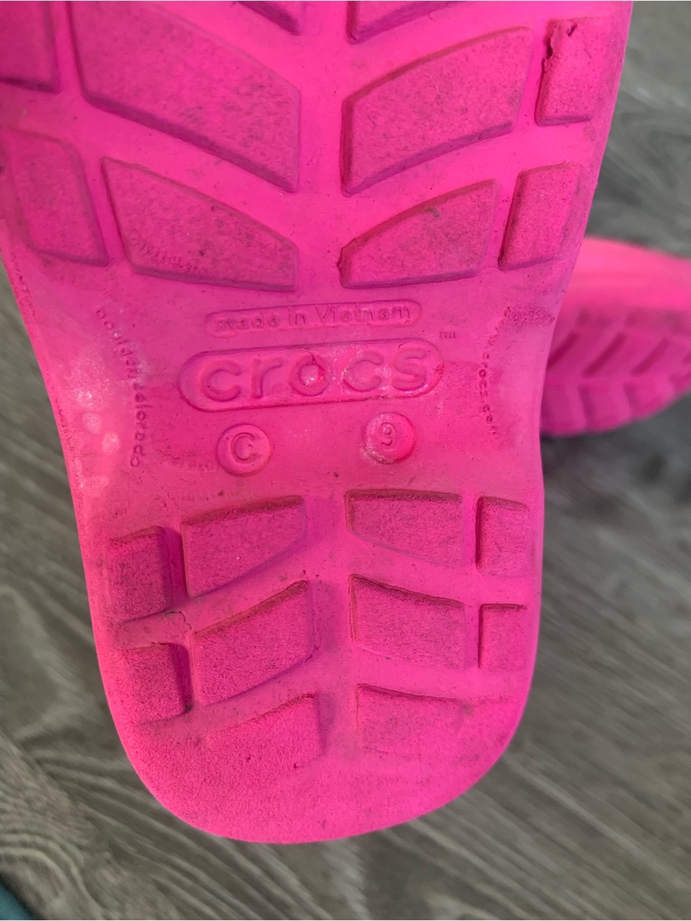 Crocs Kids handle Hot Pink Rain Boots - Picture 5 of 5